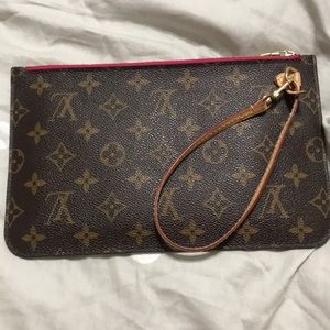 100% authentic mm neverfull clutch sale!!!